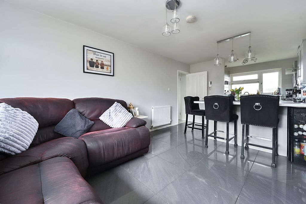 Additional image 7 of 2 bed flat for saleBeach Croft, Lancing, West Sussex BN15