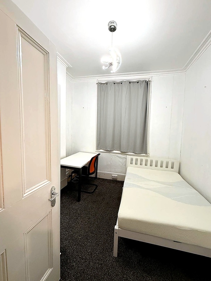 Studio Flat, Pimlico, SW1V, N1 7GU photo 4