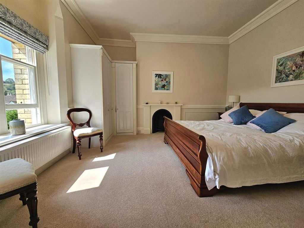 Additional image 10 of 6 bed link detached house for saleStation Lane, Longhope GL17