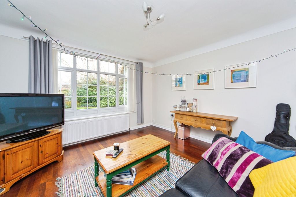Additional image 2 of 2 bed flat for saleVictoria Gardens, Prenton CH43