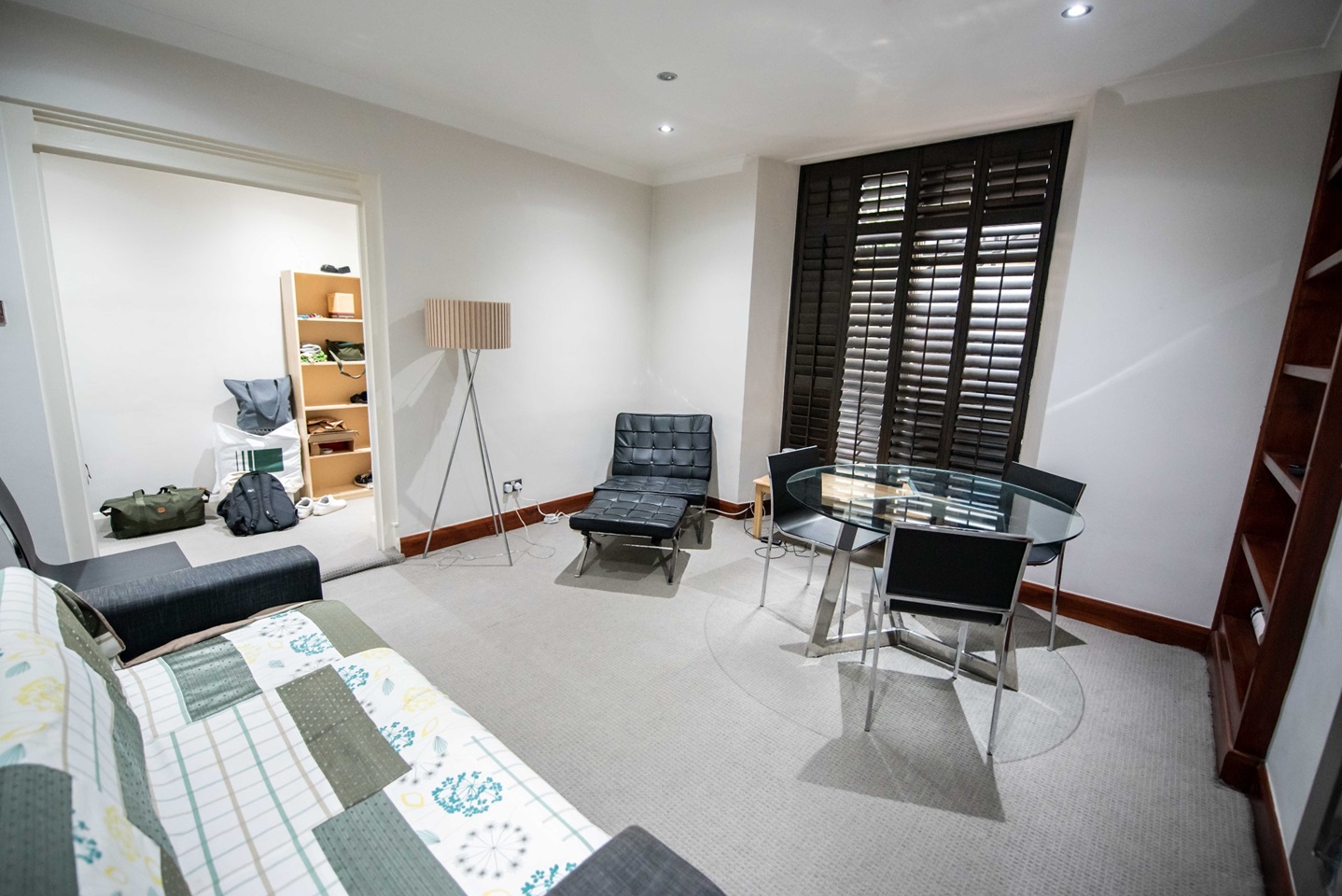 1 Bed Flat, St. Georges Square, SW1V, N1 7GU photo 2