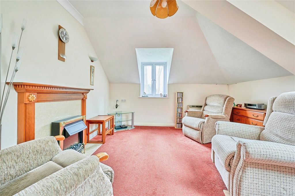 1 bed flat for saleSt Catherines Court, Bishops Stortford CM23