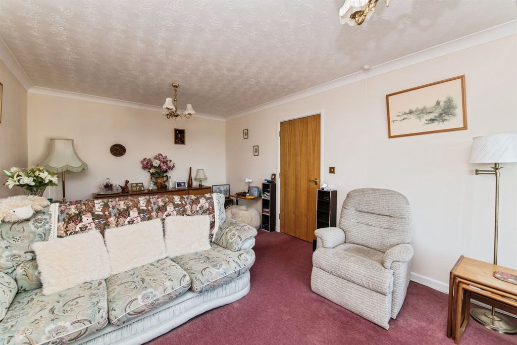 Additional image 5 of 2 bed flat for saleAnning Road, Lyme Regis DT7