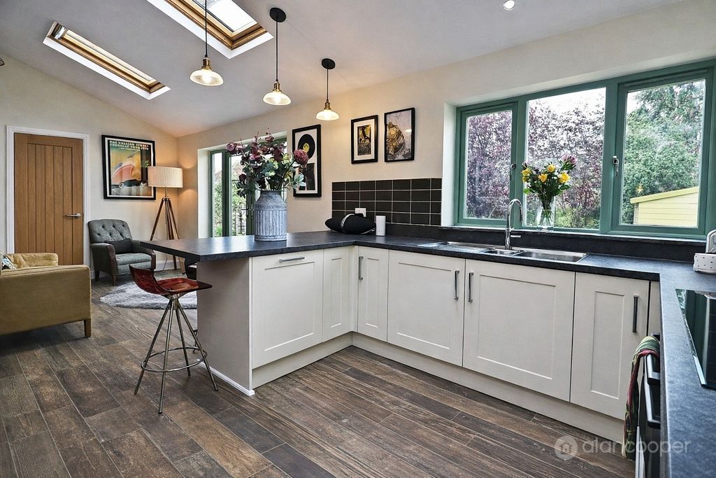 Additional image 17 of 4 bed detached house for saleMilby Drive, St Nicolas Park, Nuneaton CV11