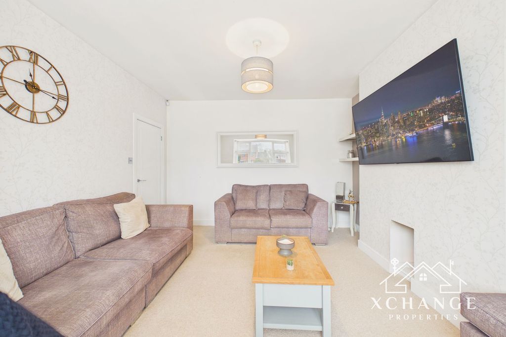 Additional image 8 of 3 bed semi-detached house for saleLutterworth Road, Nuneaton CV11