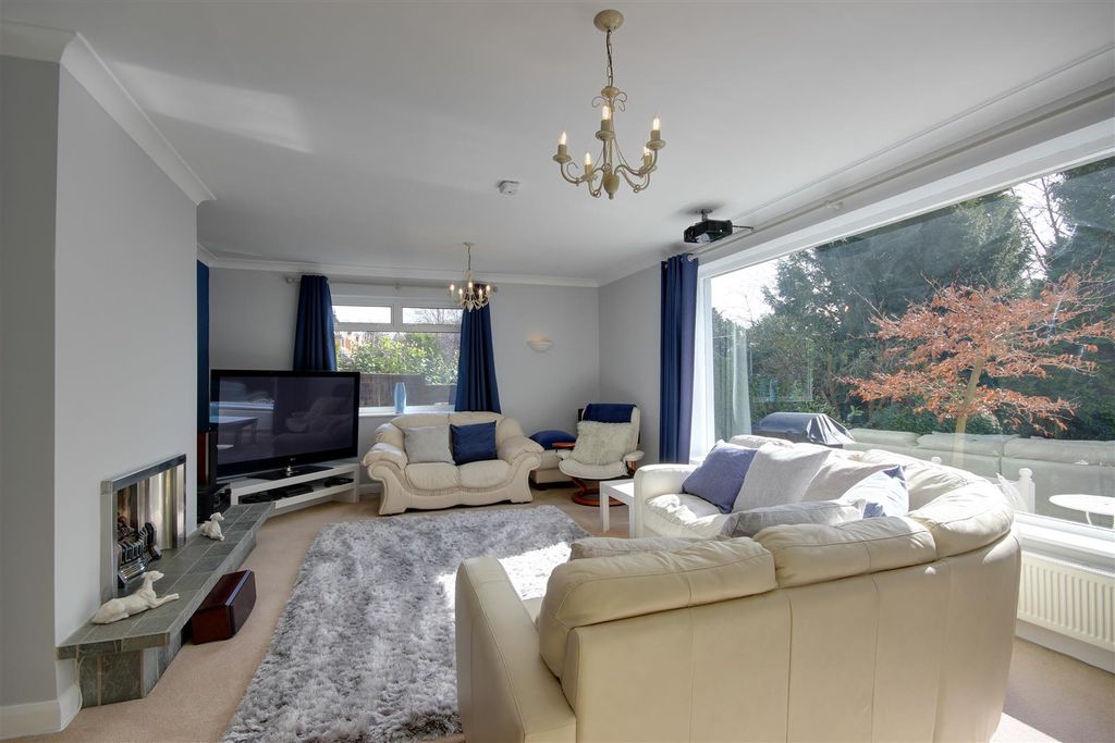 Additional image 3 of 6 bed detached house for saleWoodlands Rise, North Ferriby HU14