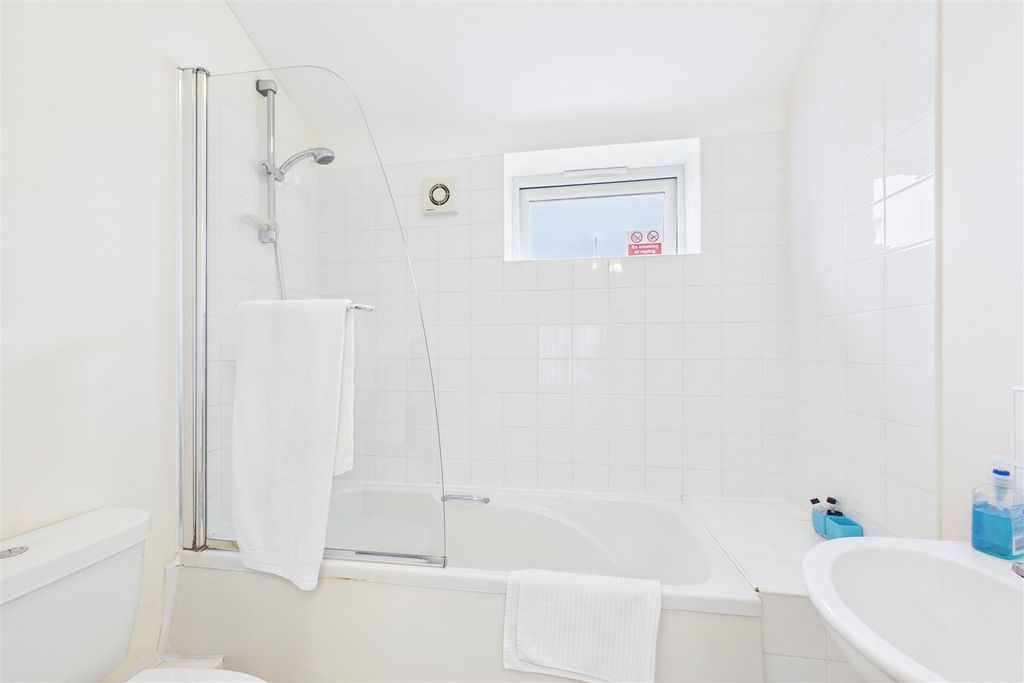 Additional image 24 of 7 bed detached house for saleLondon Road, Balderton, Newark NG24