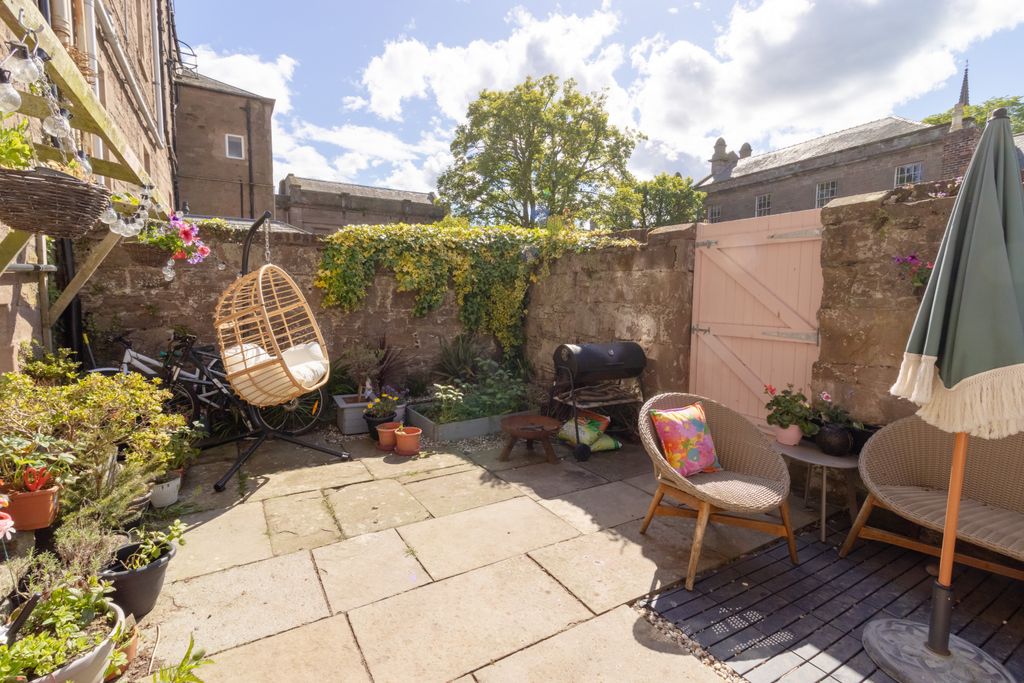 Additional image 37 of 5 bed town house for salePanmure Terrace, Montrose DD10