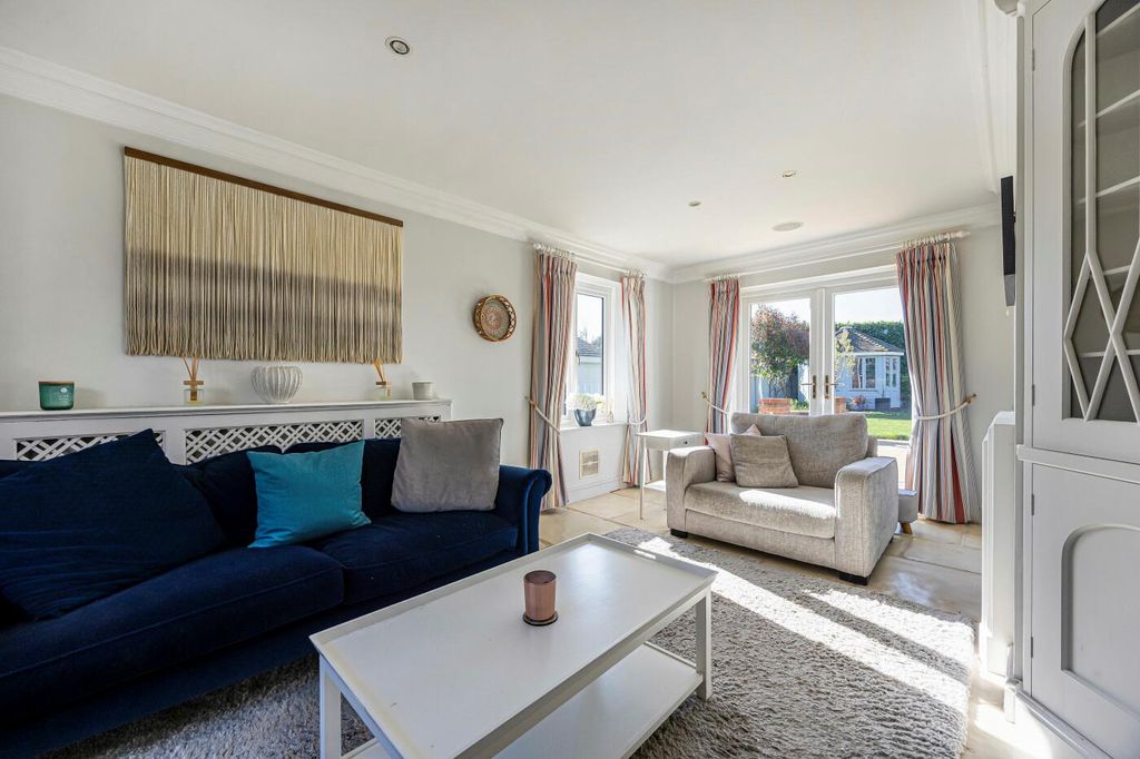 Additional image 11 of 6 bed detached house for saleHighfield Park, Marlow SL7
