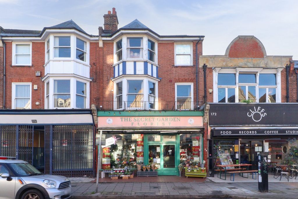 4 bed flat for saleNorthdown Road, Margate, Kent CT9