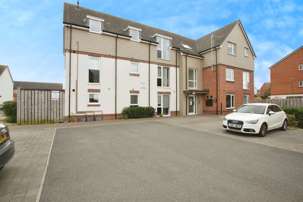 2 bed flat for saleDoyle Close, Rugby CV21