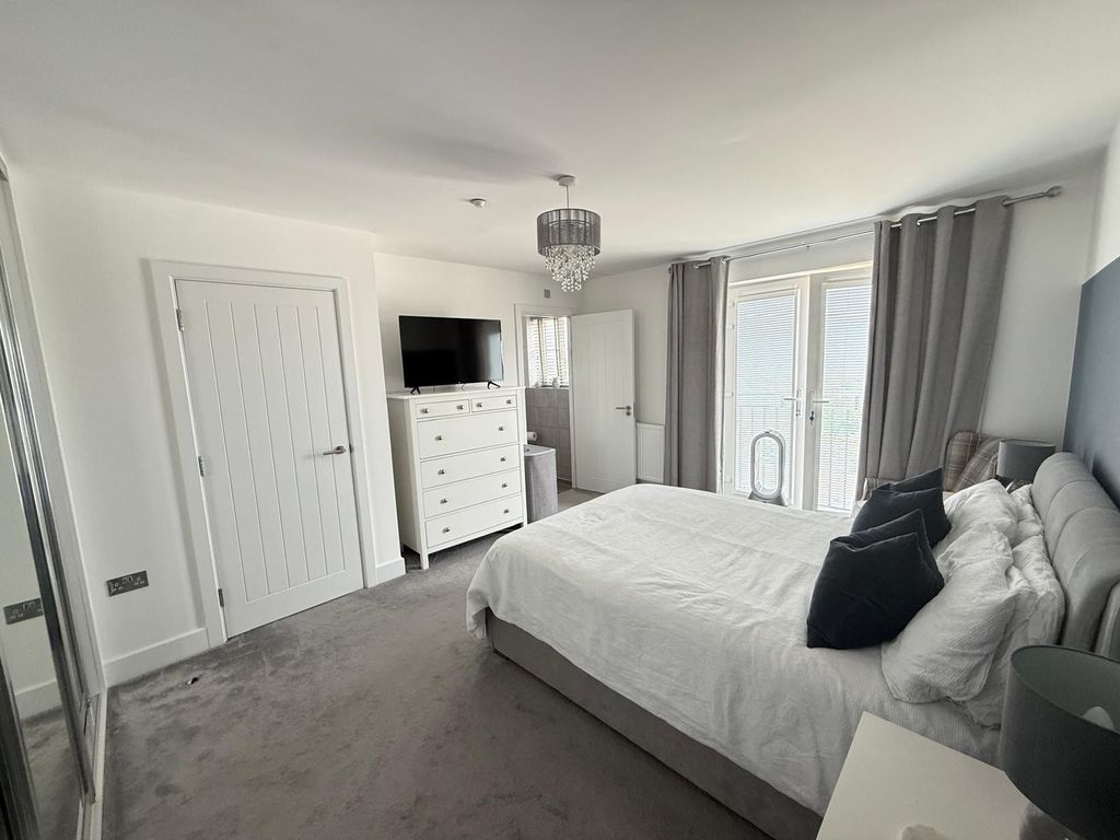 Additional image 13 of 4 bed detached house for saleGlamorgan Green, Llandarcy, Neath, Neath Port Talbot. SA10