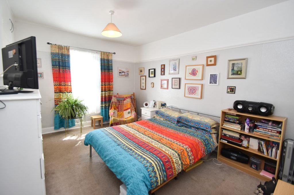 Additional image 8 of 4 bed flat for saleLumley Road, Skegness PE25