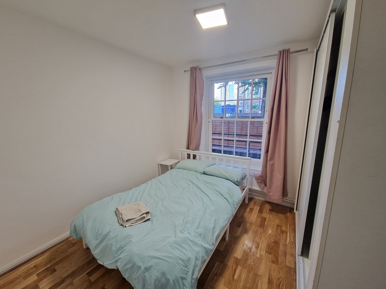 2 Bed Flat, Malmsey House, SE11, N1 7GU photo 3