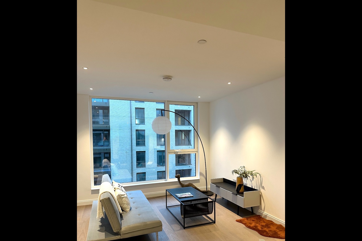 2 Bed Flat, Kennington Lane, SE11, N1 7GU photo 2