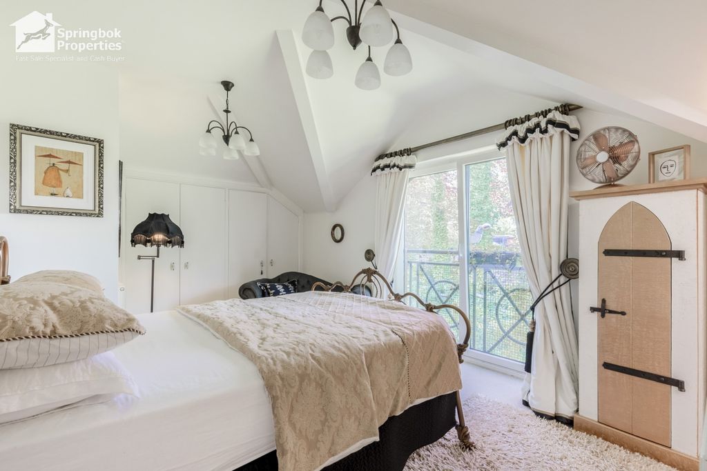 Additional image 11 of 2 bed flat for saleWilhelmina Close, Leamington Spa, Warwickshire CV32