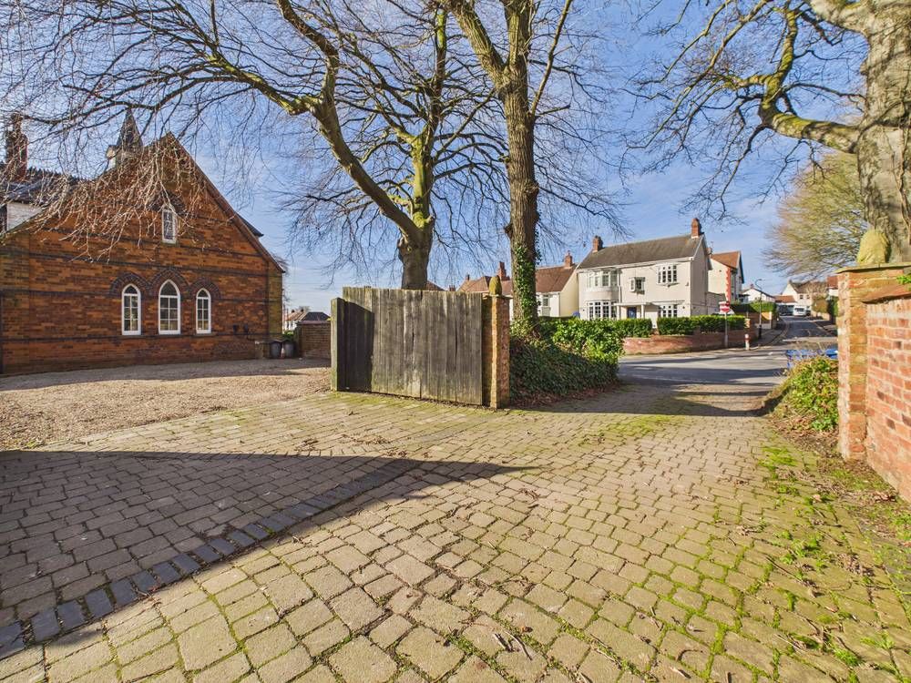 Additional image 19 of 3 bed semi-detached house for saleMaster House, Church Road, North Ferriby HU14