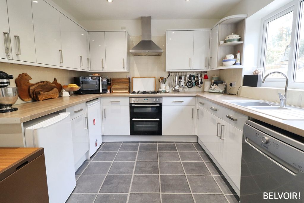 Additional image 8 of 4 bed detached house for saleHillside View, Graigwen, Pontypridd CF37