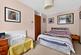 Lydney Close, London photo 3