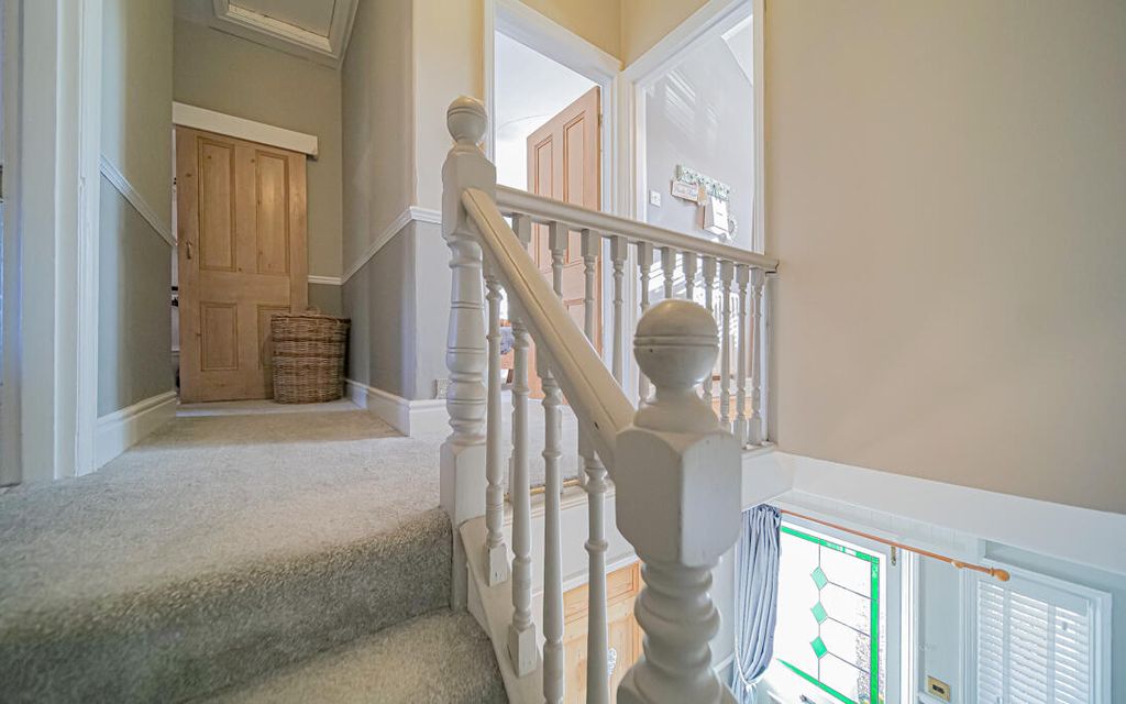 Additional image 15 of 4 bed semi-detached house for saleSandridge Road, Melksham, Wiltshire SN12