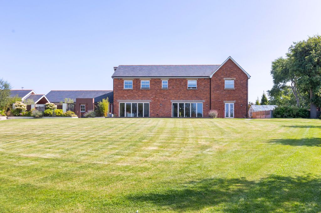 Additional image 27 of 5 bed detached house for saleTudor Avenue, Lea PR4