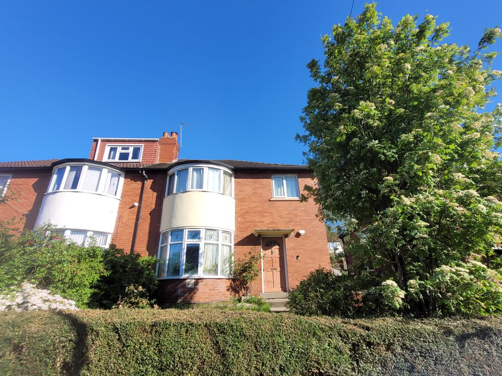 Additional image 2 of 4 bed semi-detached house for saleCopgrove Road, Leeds LS8