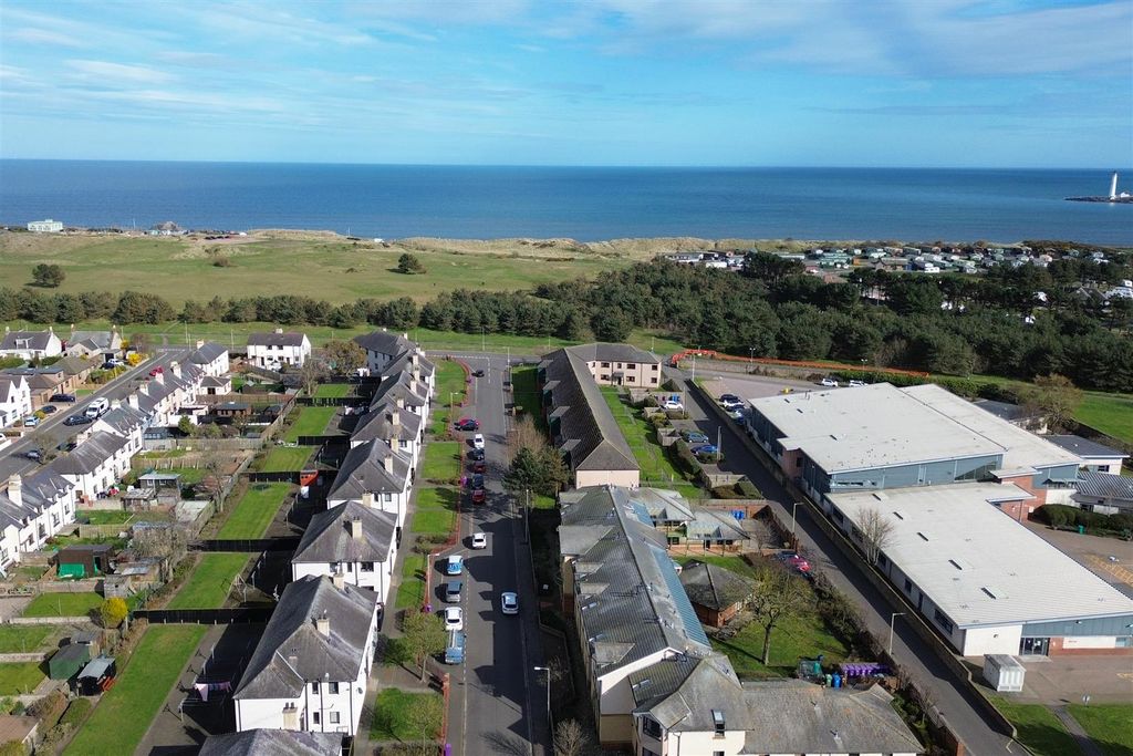 Additional image 35 of 3 bed property for saleChristies Lane, Montrose DD10