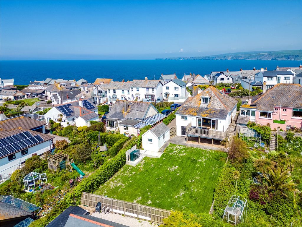 5 bed detached house for saleNew Road, Port Isaac, Cornwall PL29
