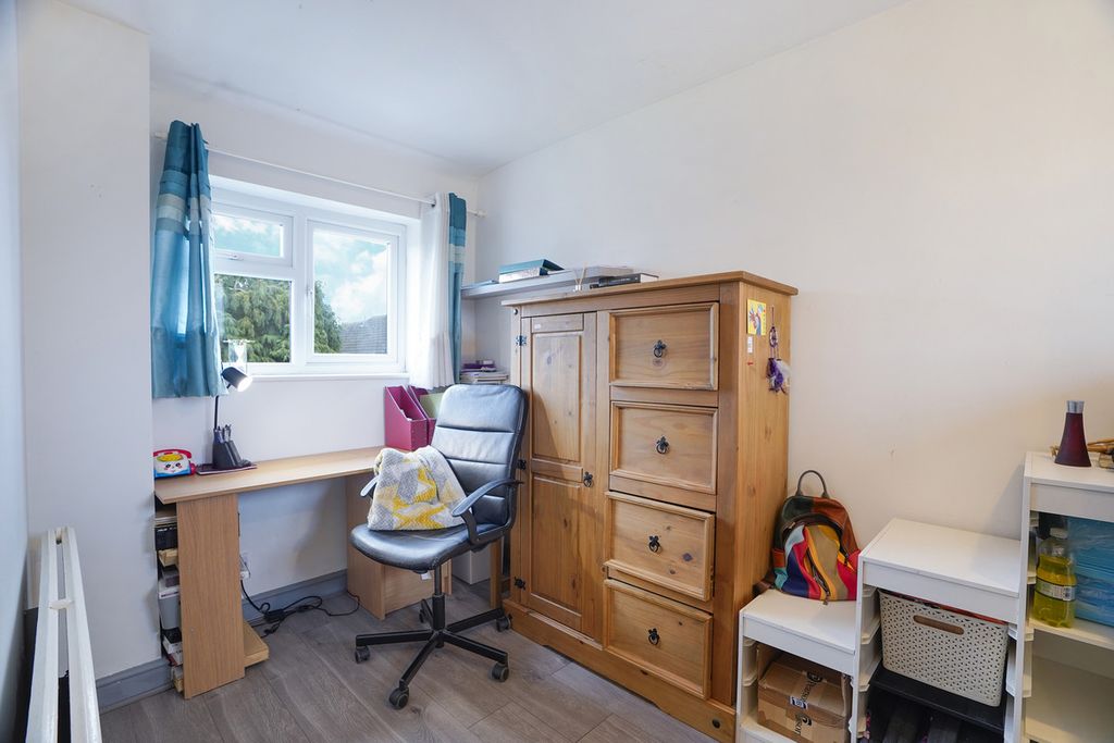 Additional image 12 of 4 bed semi-detached house for saleElmhirst Road, Lutterworth LE17