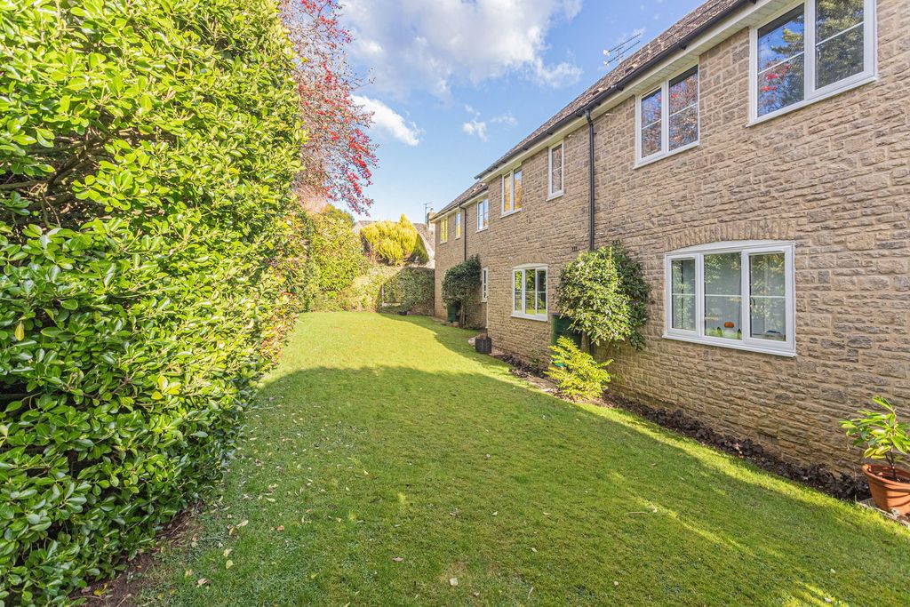 Additional image 9 of 1 bed flat for saleFive Trees Close, Tetbury GL8