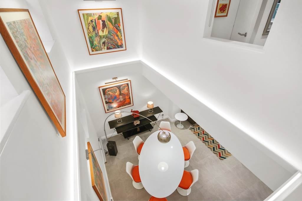 1 Bed Flat, Macklin Street, WC2B, N1 7GU