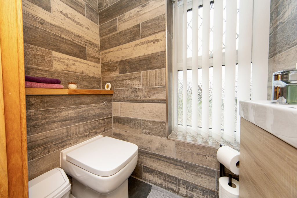 Additional image 28 of 4 bed detached house for saleRaby Park Road, Neston CH64