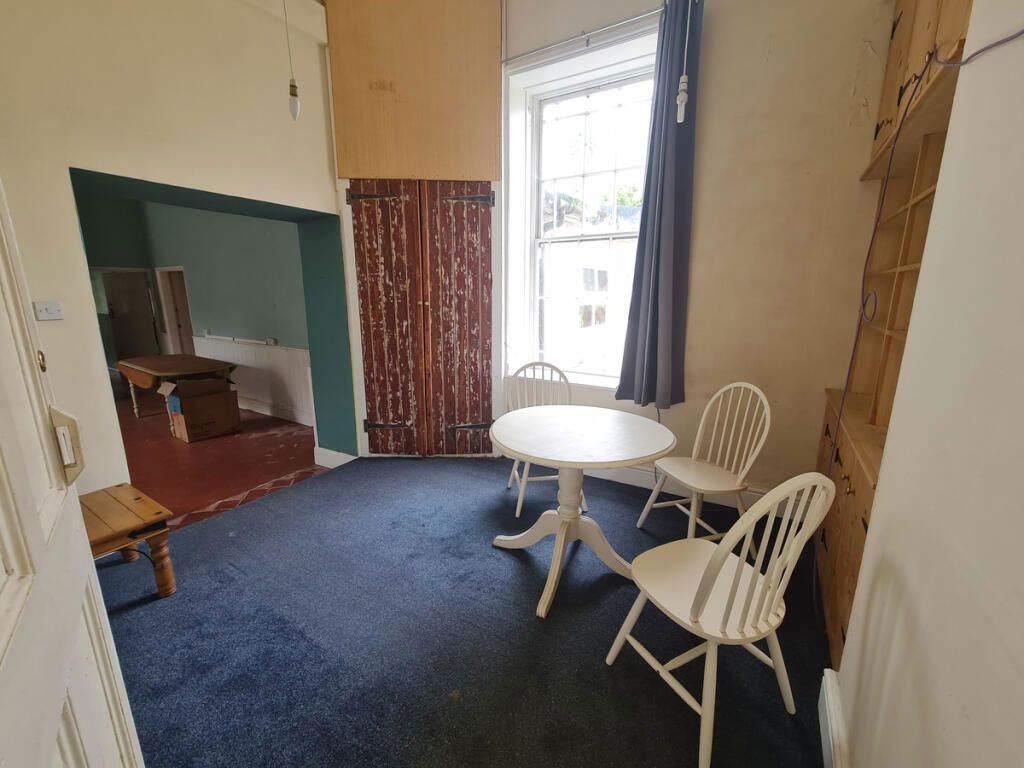 10 bed property for salePresteigne LD8 photo 3