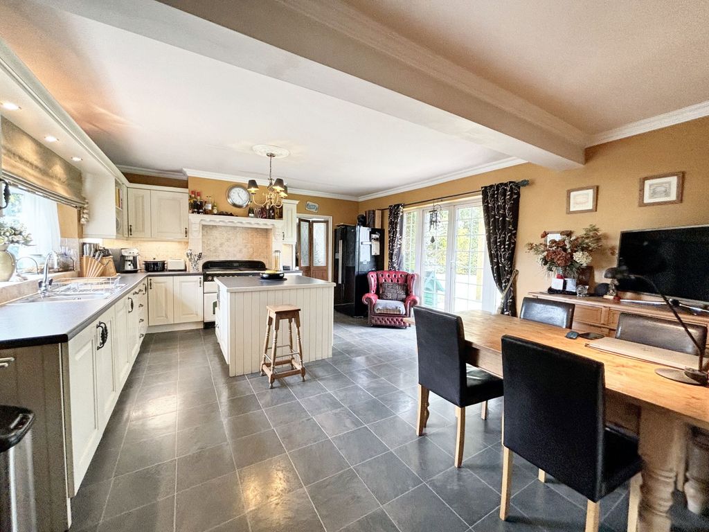 Additional image 6 of 5 bed farmhouse for saleManchester Road, Swinton M27