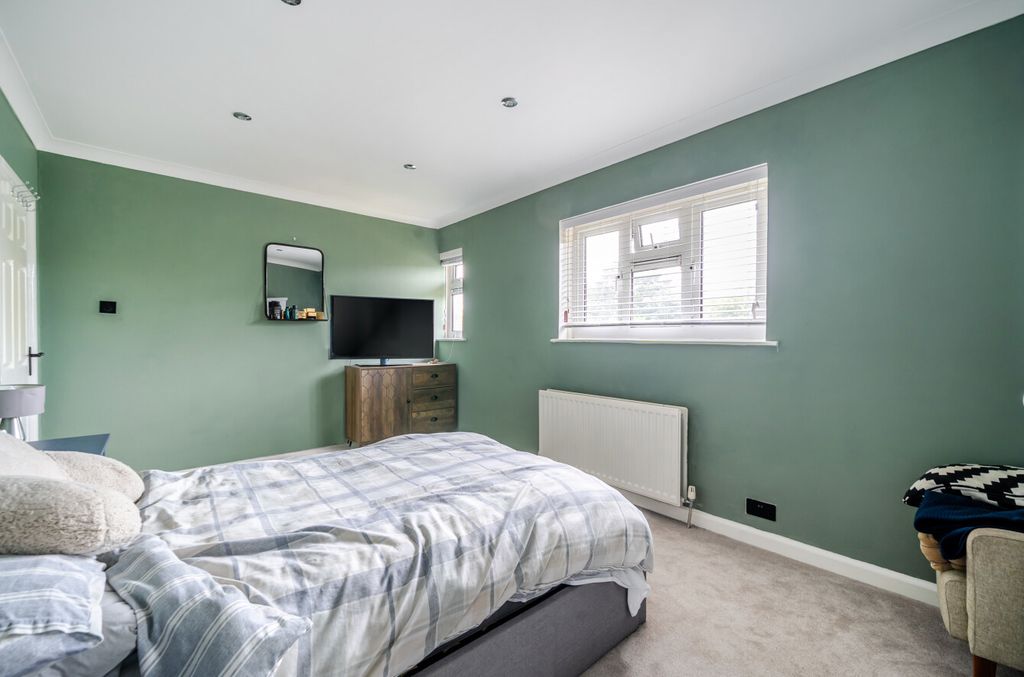 Additional image 7 of 2 bed flat for saleFetherston Road, Lancing, West Sussex BN15