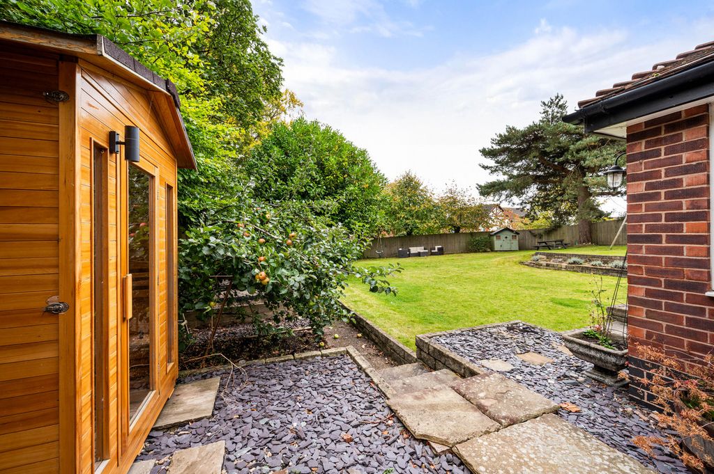 Additional image 29 of 4 bed detached house for salePark Mount Drive, Macclesfield SK11