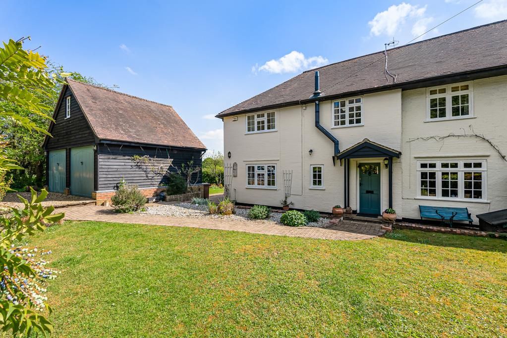4 bed property for saleHadham Mill Cottages, Widford Road, Much Hadham SG10