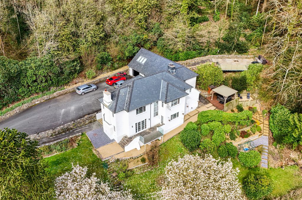 6 bed cottage for saleMachynlleth, Gwynedd SY20