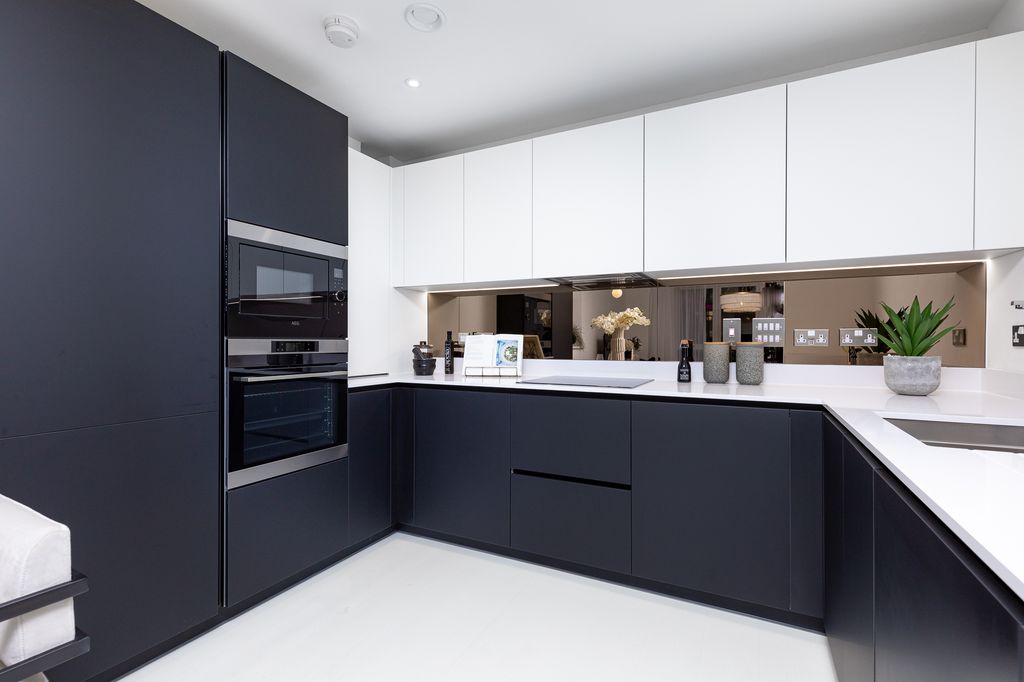 Additional image 6 of 2 bed flat for sale"The Monarch" at Church Road, Maidstone ME15