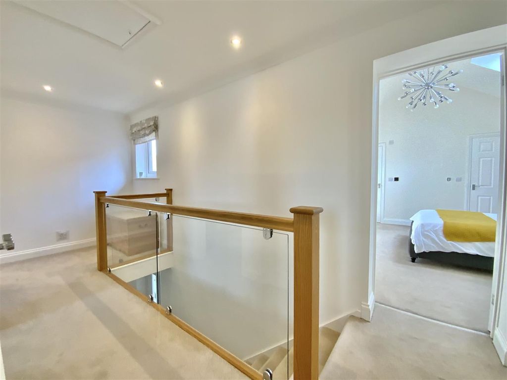 Additional image 14 of 4 bed detached house for saleMountsfield Close, Newport Pagnell MK16