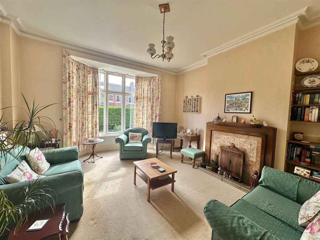 Additional image 8 of 4 bed flat for saleWellington Road, Nantwich, Cheshire CW5