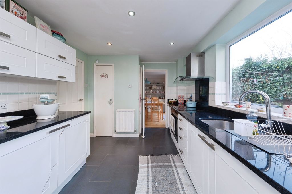 Additional image 4 of 4 bed detached house for saleSpringfield Road, Olney MK46