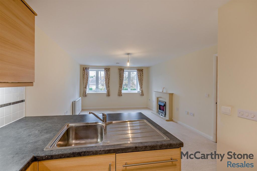 Additional image 3 of 2 bed flat for saleRyebeck Court, Eastgate, Pickering YO18