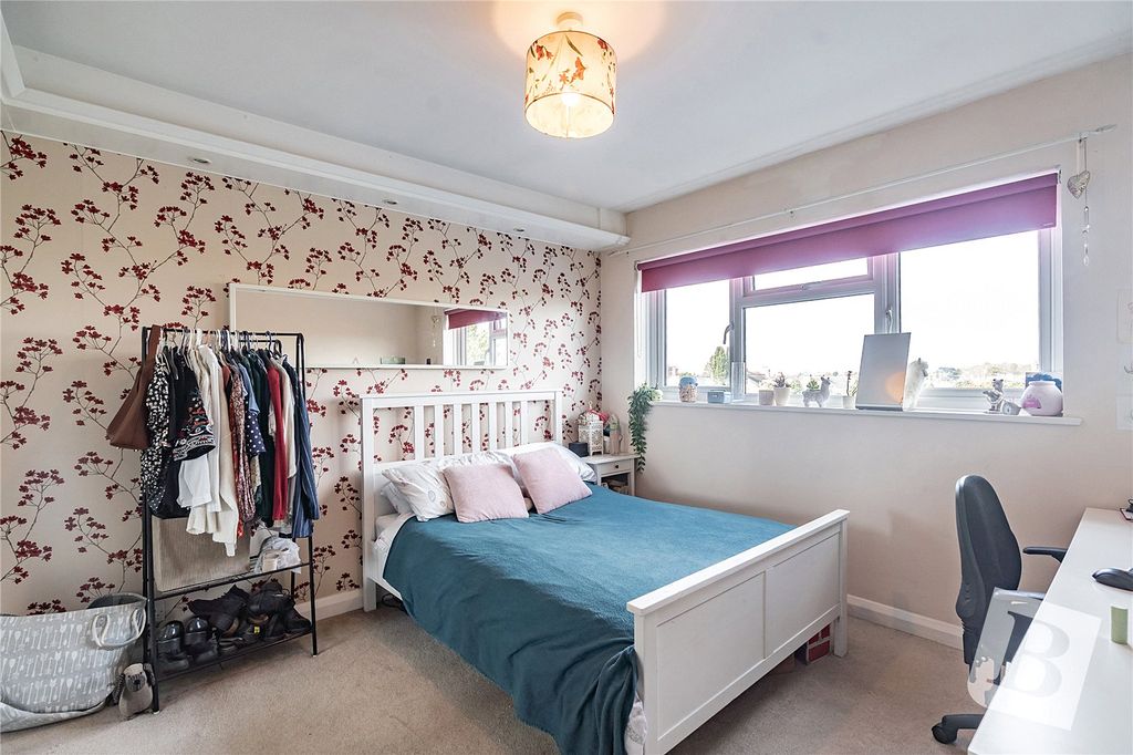 Additional image 23 of 5 bed semi-detached house for saleBrentwood Road, Ongar, Essex CM5