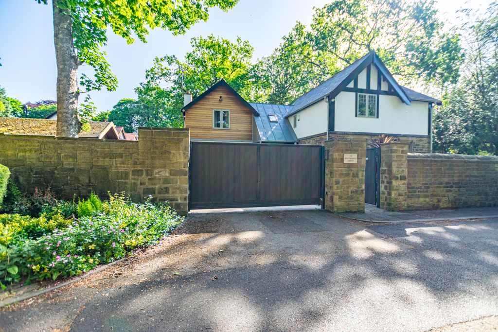 Additional image 31 of 4 bed detached house for saleWetherby Road, Leeds LS8