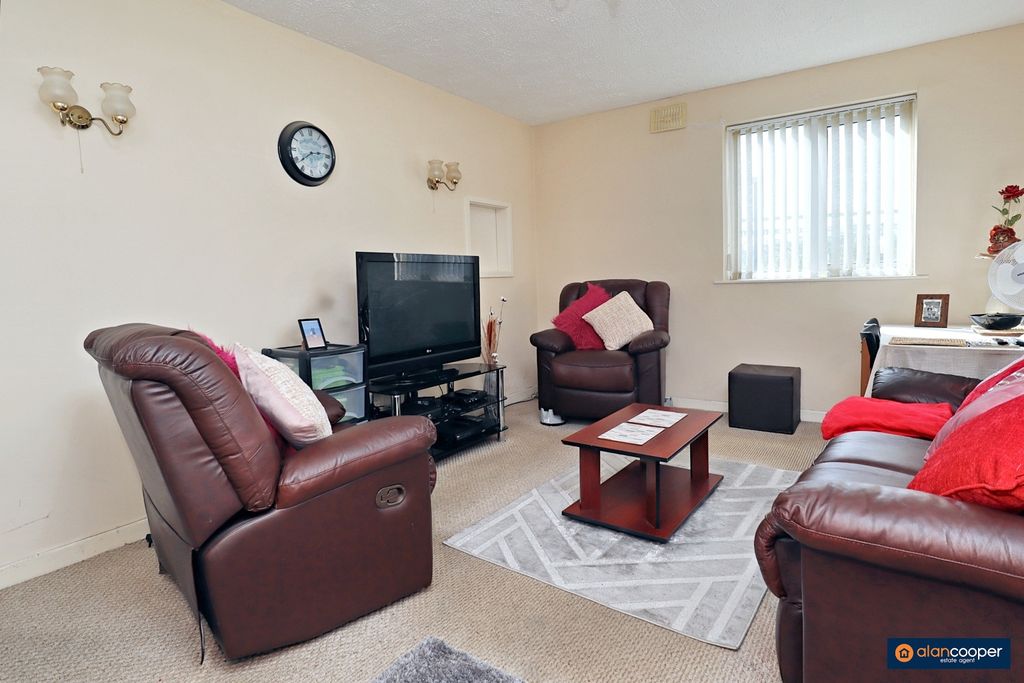Additional image 3 of 2 bed flat for saleValley Flats, Oaston Road, Nuneaton CV11