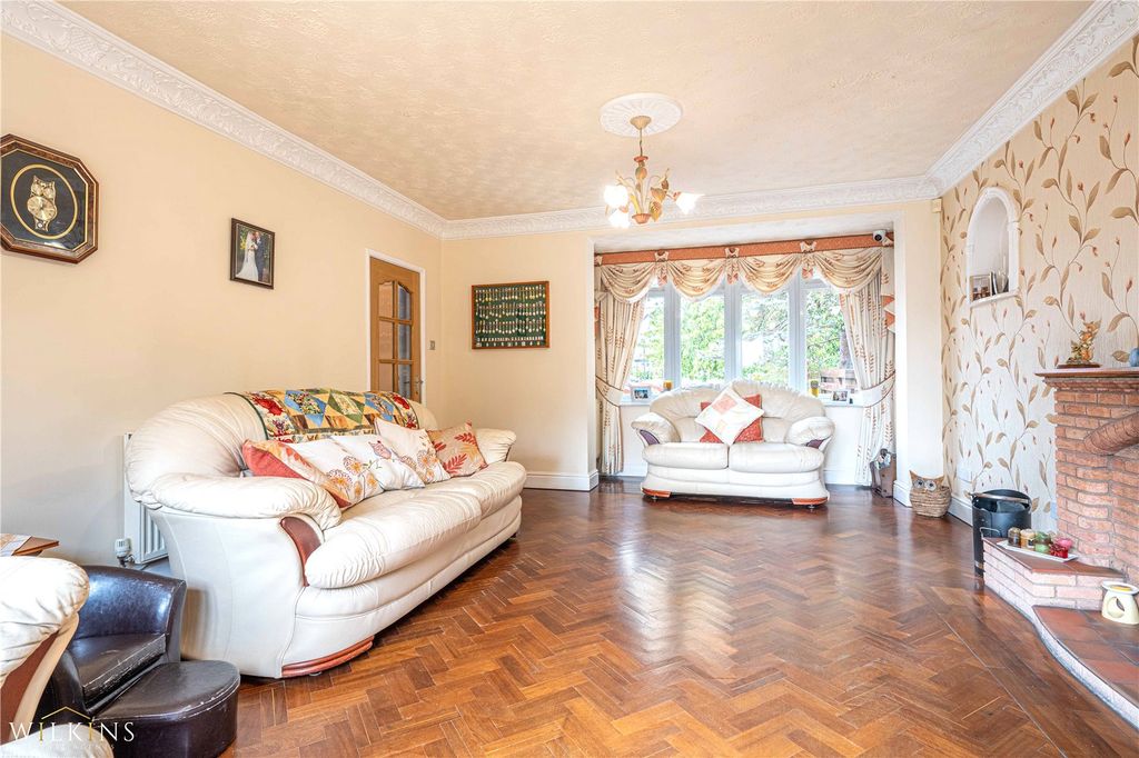 Additional image 6 of 4 bed detached house for saleThe Long Shoot, Nuneaton, Warwickshire CV11