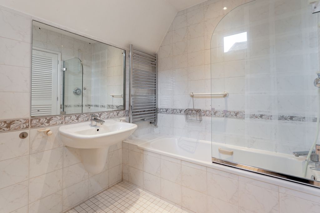 Additional image 11 of 5 bed detached house for saleQuarrywood Road, Marlow SL7