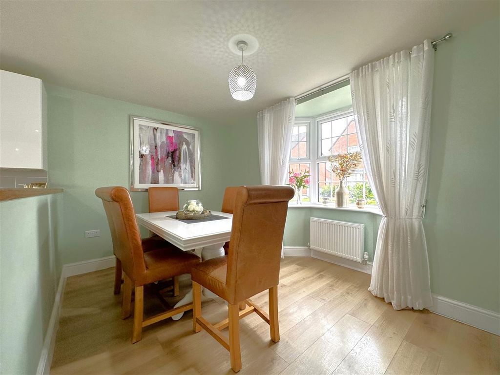 Additional image 10 of 4 bed detached house for saleBlenheim Avenue, Fernwood, Newark NG24