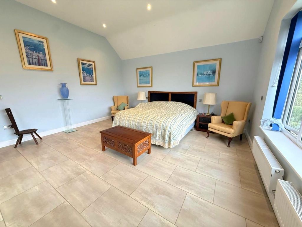 Additional image 15 of 5 bed detached house for saleBelfry Lane, Collingtree Park, Northampton NN4